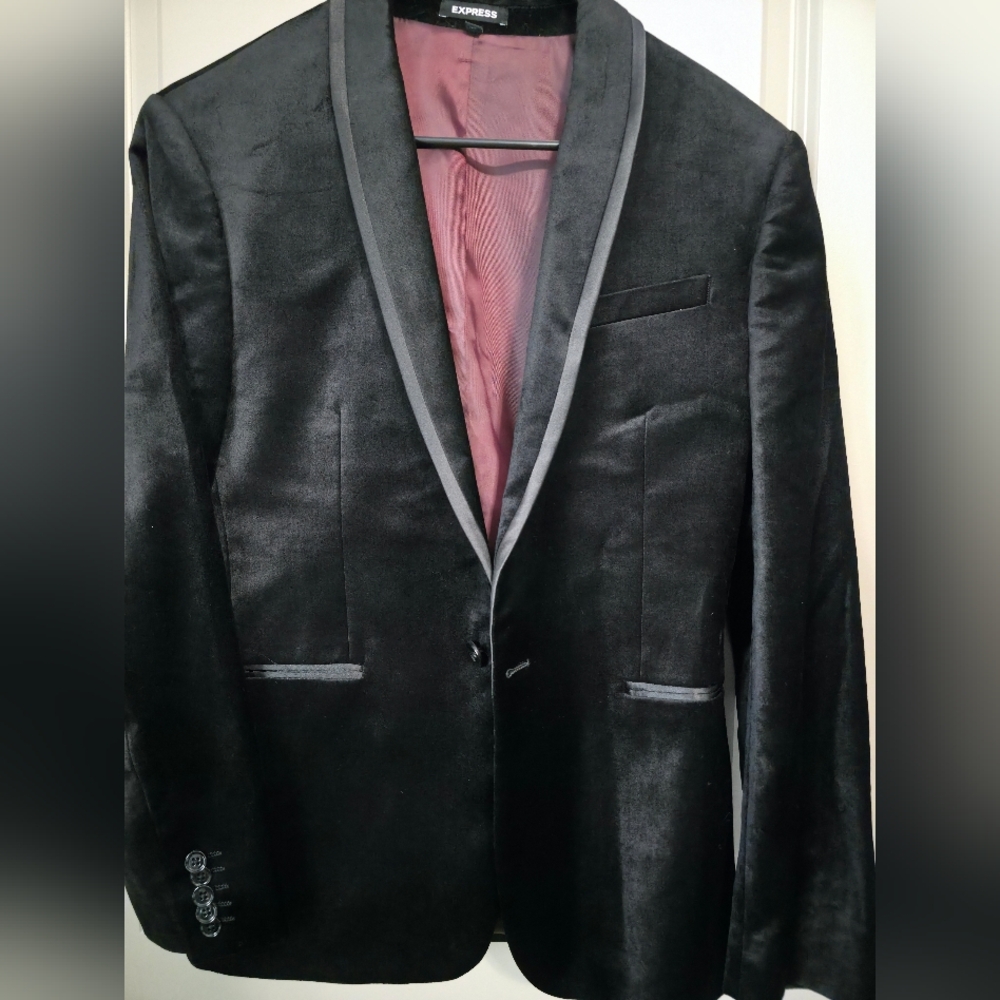 Express Elegant Black Velvet Tuxedo Jacket